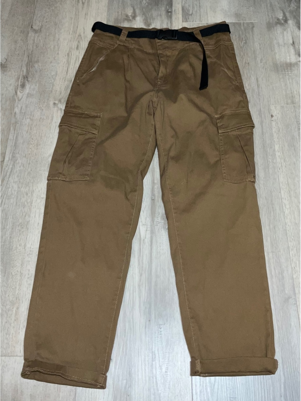 Unionbay High Rise Brown Cargo Pants with Black Belt Size 9